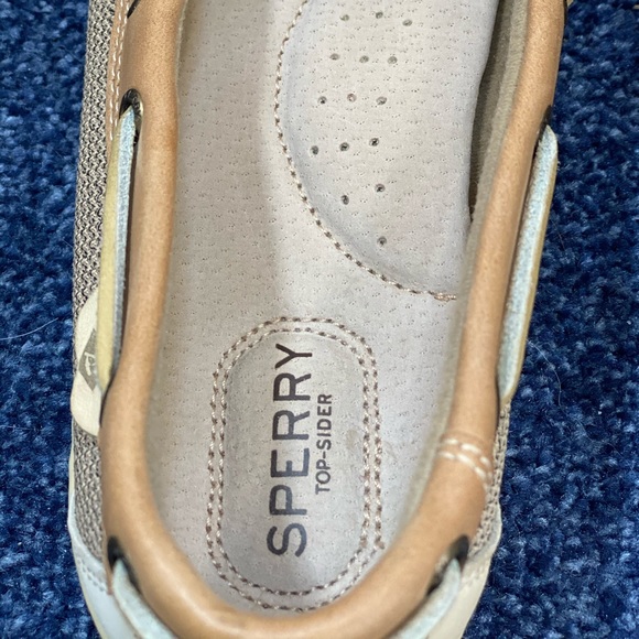 Like New Women’s Sperry Angelfish Boat Shoes - Picture 4 of 5